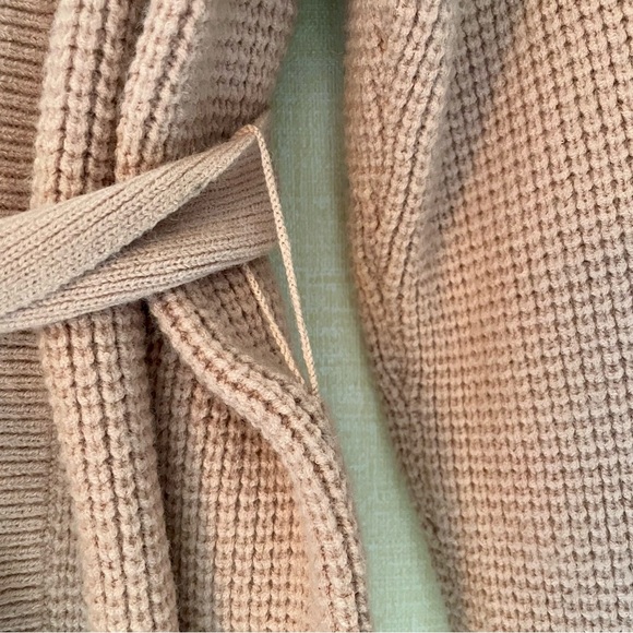 Ann Taylor Waffle Knit Open Cardigan with Tie Sash, Labeled XS, Sm/Med F… - Picture 6 of 9